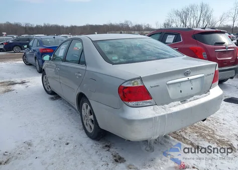2005 Toyota Camry Xle from USA, damaged, VIN 4T1BE30K25U045837